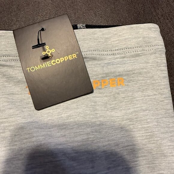 Tommie Copper Recovery Knee Sleeve Silver Heather Medium Compression Support NWT - Picture 2 of 4